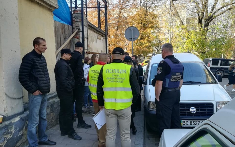 Во Львове прошел митинг против стройки на месте синагоги